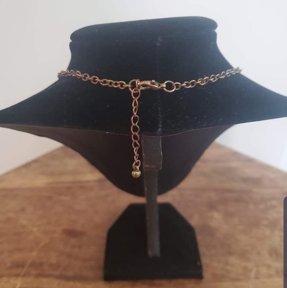 Antique gold looking multi color beaded necklace - Picture 3 of 5